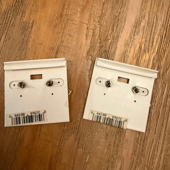 Vintage Classic 80s LA Express Yellow & Turq Triangle Earrings 2 pair 💛😎 - Picture 4 of 4